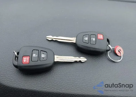 2022 Toyota Tacoma Sr V6 z USA, uszkodzony, nr VIN 3TYCZ5AN7NT083302